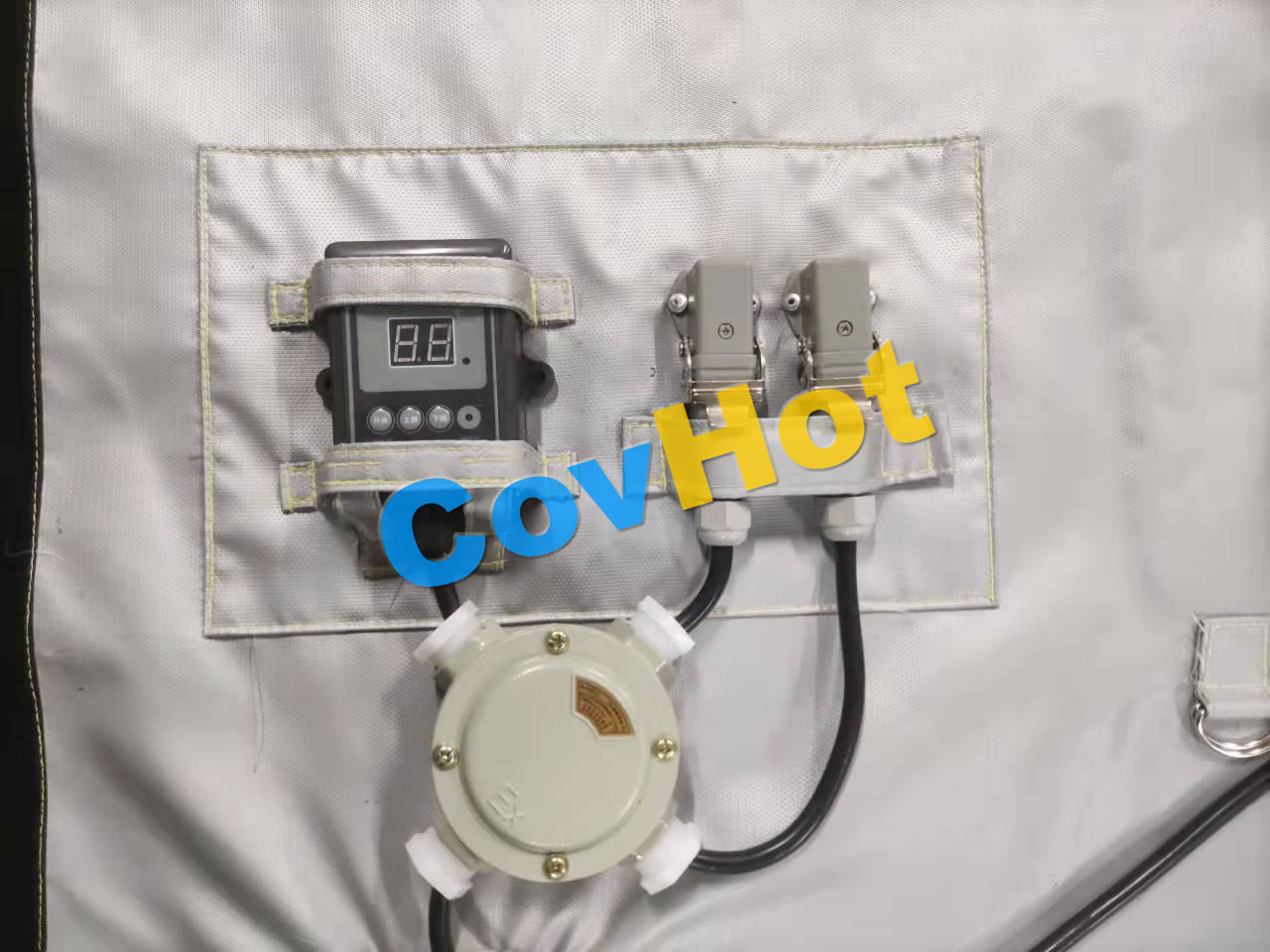 電伴熱<a href=http://wap.dablog.cn/e/tags/?tagname=%E4%BF%9D%E6%B8%A9%E5%A5%97 target=_blank class=infotextkey>保溫套</a>